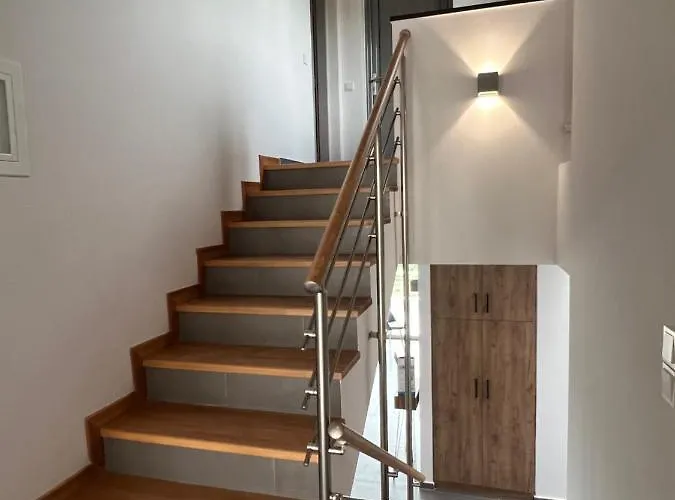 Koroni Luxury Maisonette