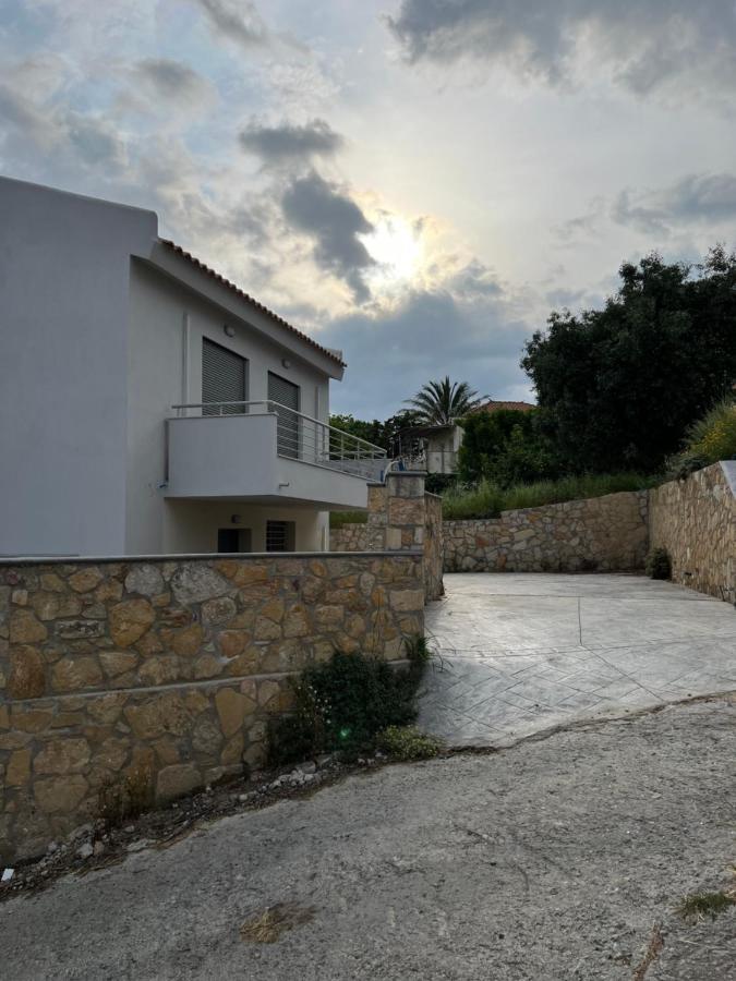 Luxury Maisonette Apartment *